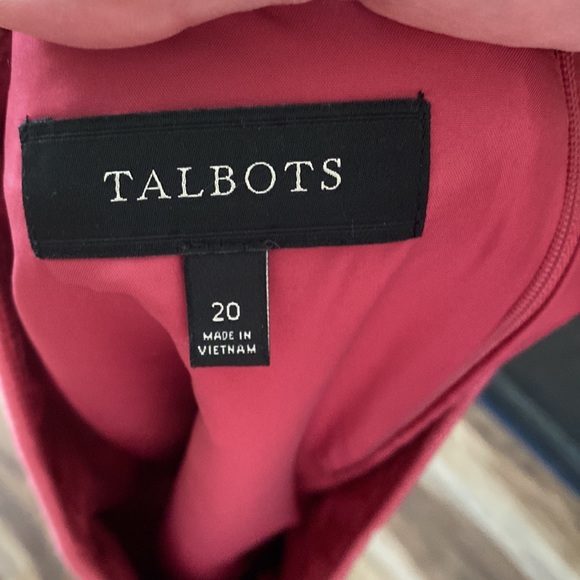 Gently Worn Talbots wool skirt salmon color size 20 - Picture 3 of 4